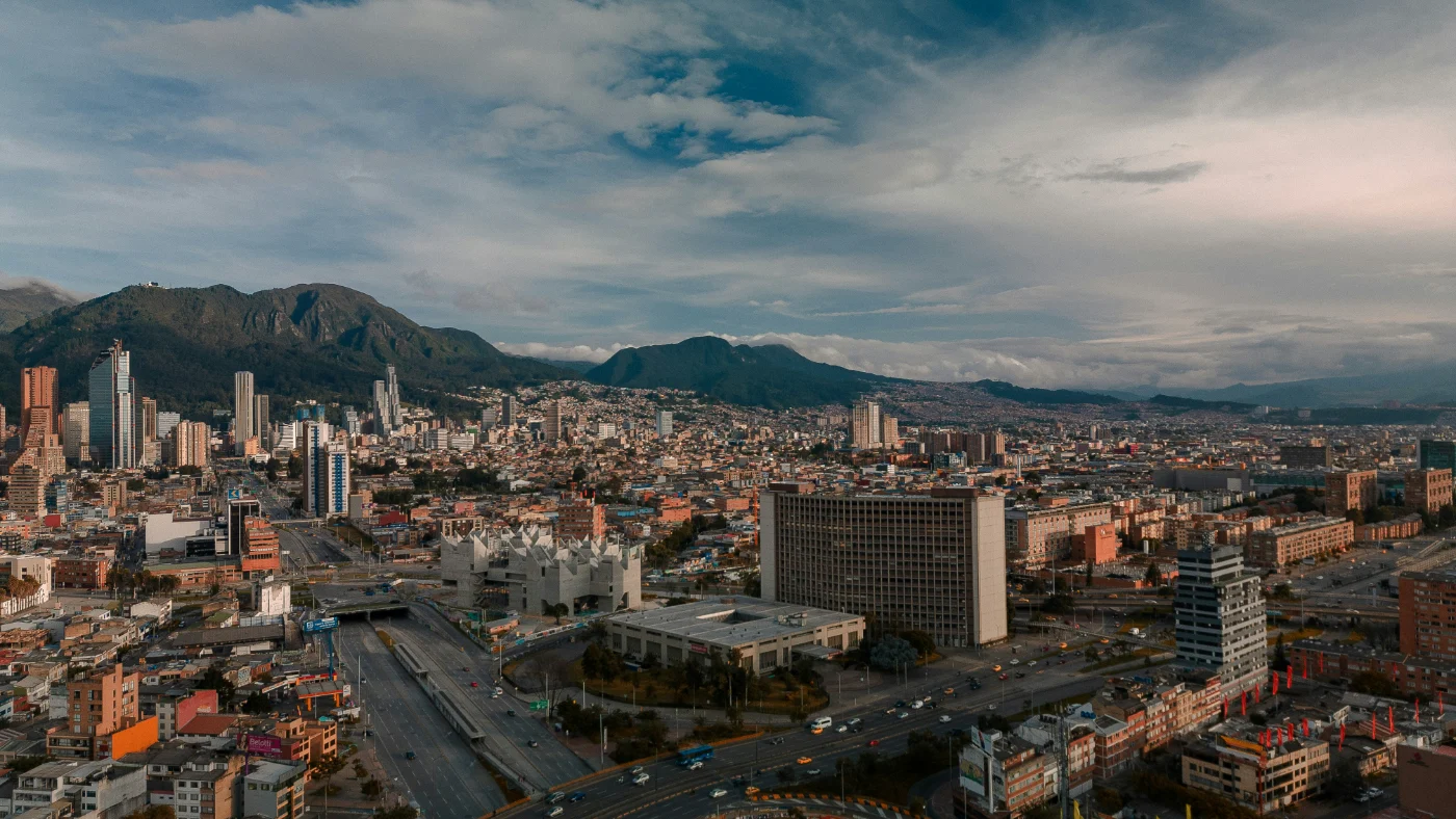 Vista de Bogotá con los cerros orientales
